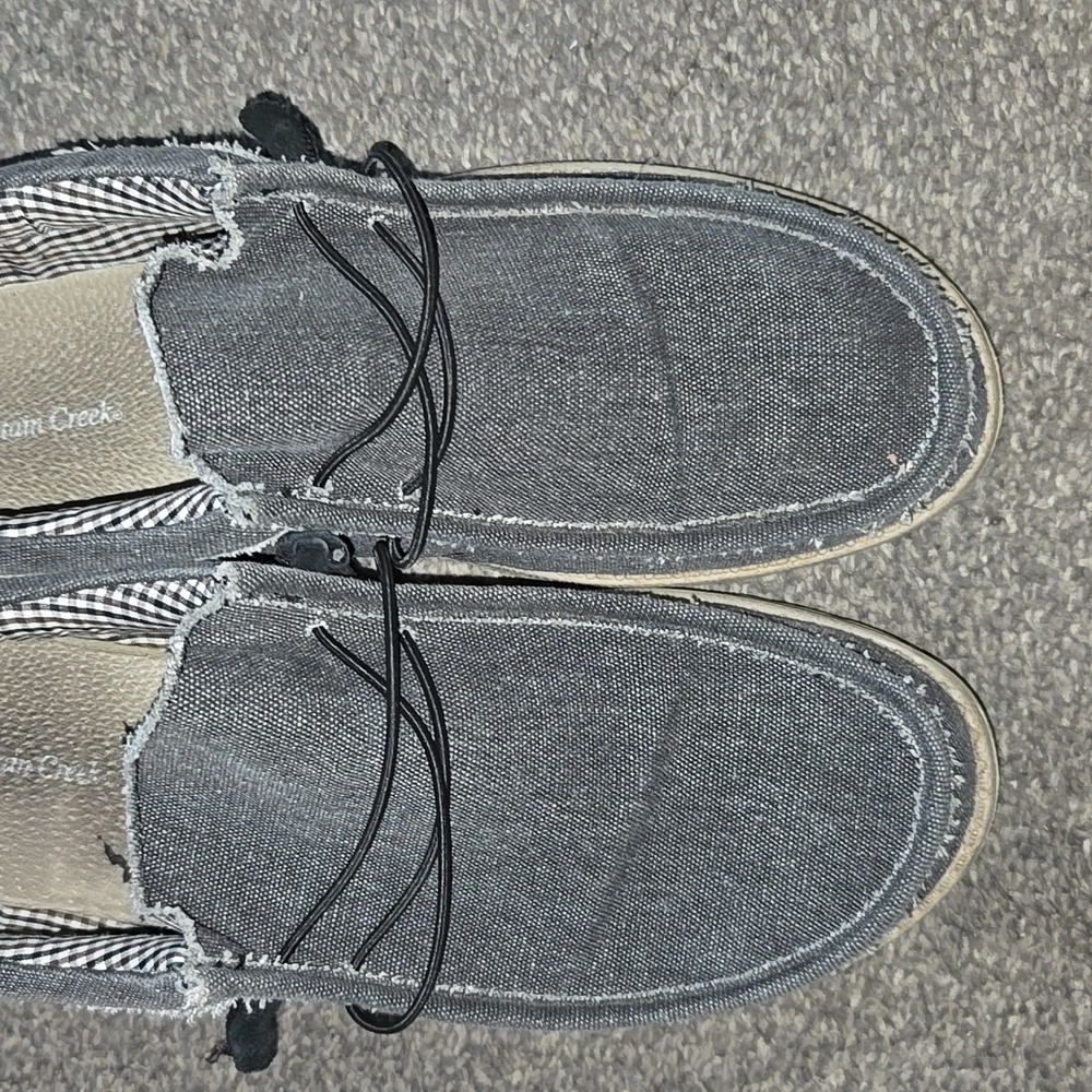 Men's casual shoe